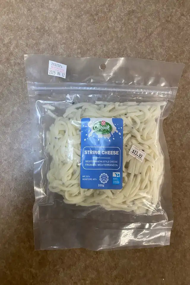 Chinook String Cheese (330 g) | WeDoHalal Edmonton